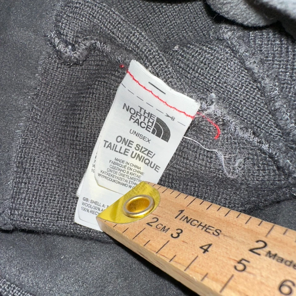 Chapéu gorro The North Face unissex tamanho único marrom listrado bordado logotipo conforto - Imagem 3 de 3