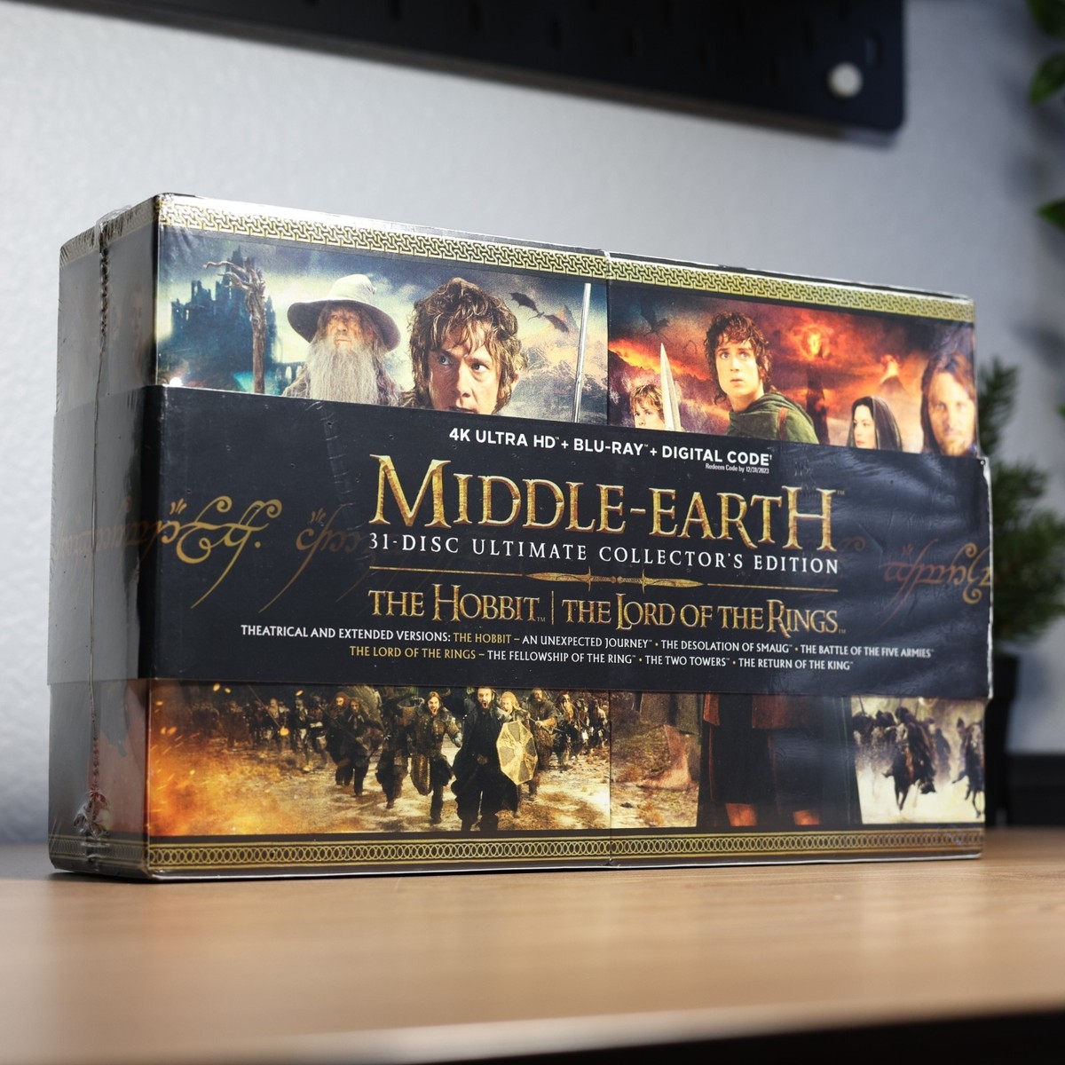 Lord of the Rings Middle-Earth 6 Film 31-Disc Ultimate Collector's