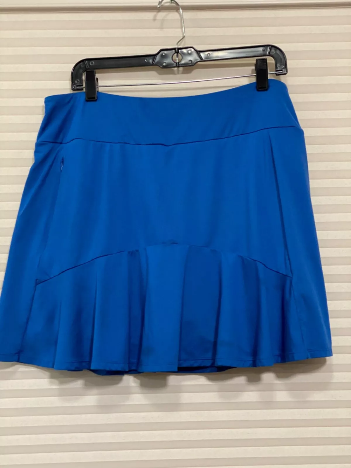 Jupe jupe courte sport zippée J Jill M Fit suprême stretch ourlet à volants bleu
