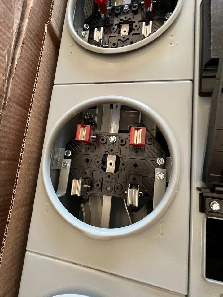 GE Meter Stack 800A/125A 3ph/1ph Ring-Type Socket 4-Jaw TMP8512R - Image 3 of 4