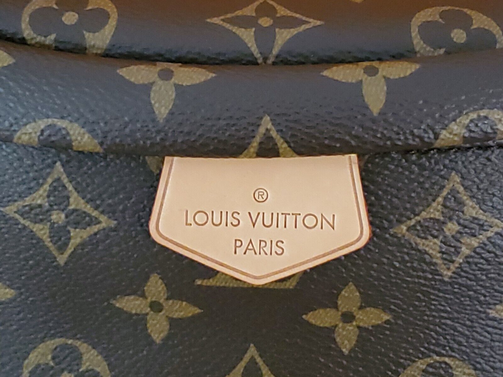 Bum bag / sac ceinture leather weekend bag Louis Vuitton Brown in