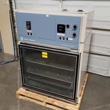 Forma Scientific Model 3851 Environmental Testing Chamber 208/220VAC 13.0A 1Ph