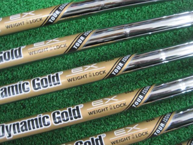 Golf Iron Set TaylorMade P7MB Dynamic Gold EX TOUR ISSUE Golf Iron Set TaylorMade P7MB Dynamic Gold EX TOUR ISSUE