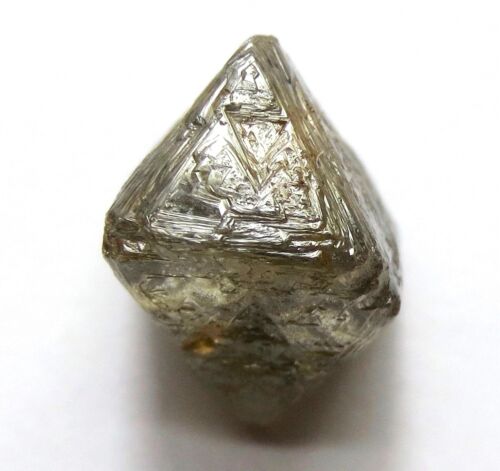9.31 Carats Unique Uncut Raw Rough Diamond Octahedron - Picture 1 of 3