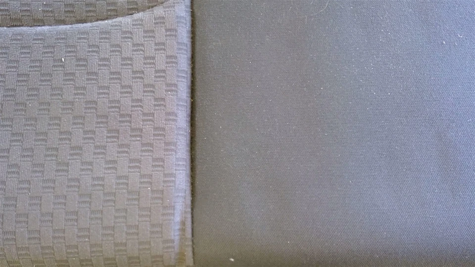 2017 Mitsubishi Mirage HTBK Rear Seat Sit on Bottom Cushion Black Cloth 113252 - Image 2 of 4