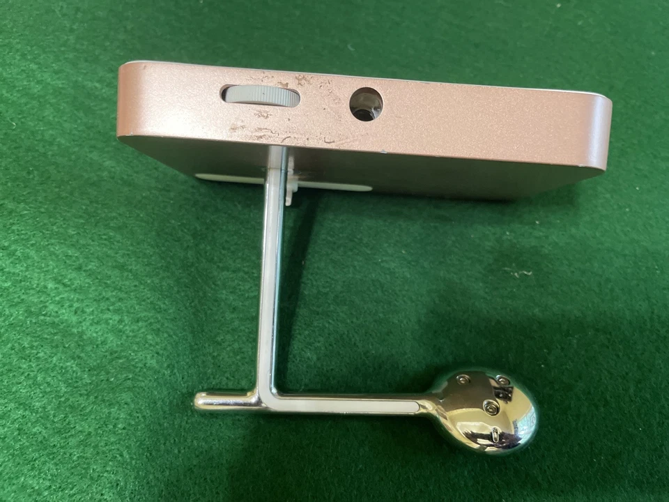 belkin Charge Dock for Apple Watch + iPhone used no power cord - Image 3 of 4