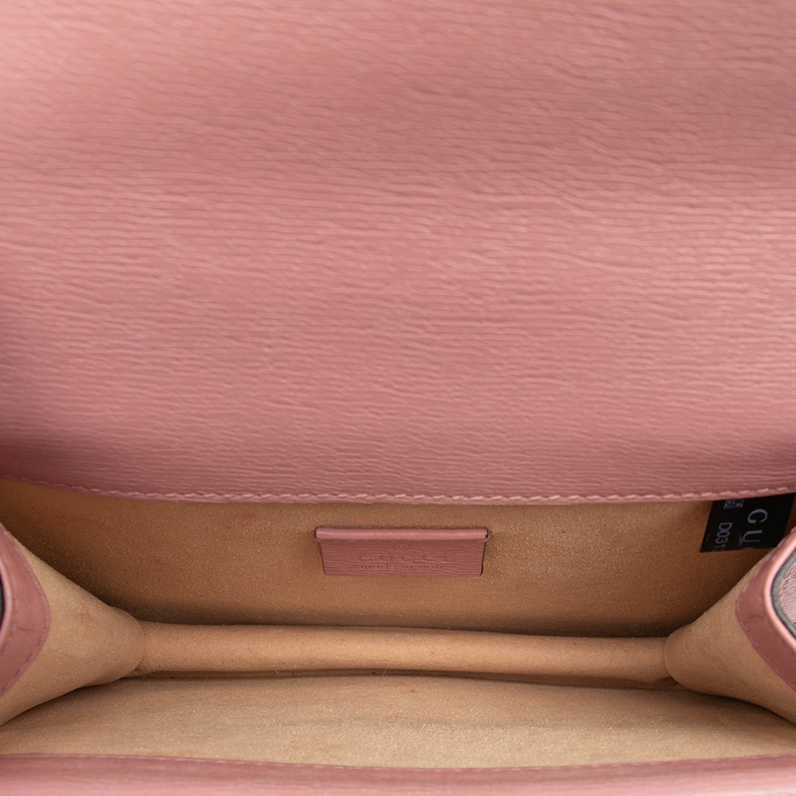 Authenticated Gucci Small Leather Valentines Day … - image 4