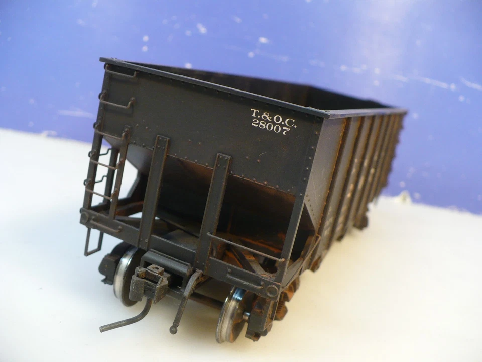 O SCALE Atlas 2 Rail Toledo & Ohio Central/NYC 2-Bay Hopper F/P  NO RESERVE - Image 2 of 4