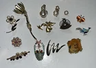 Vintage Brooch Pin Lot 14 Pc Estate Costume Jewelry Rhinestone, Gold tone  Mix
