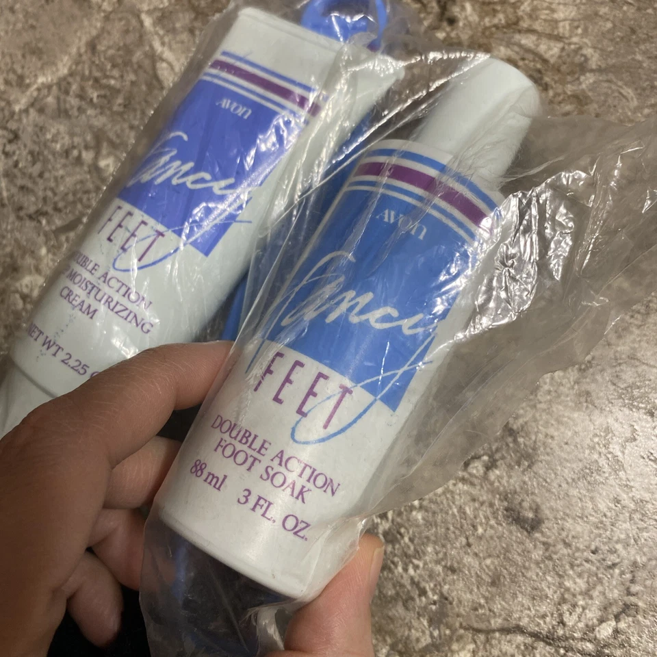 Avon Fancy Feet Double Action Foot Soak, Cream & File NOS 1980’s - Image 3 of 4