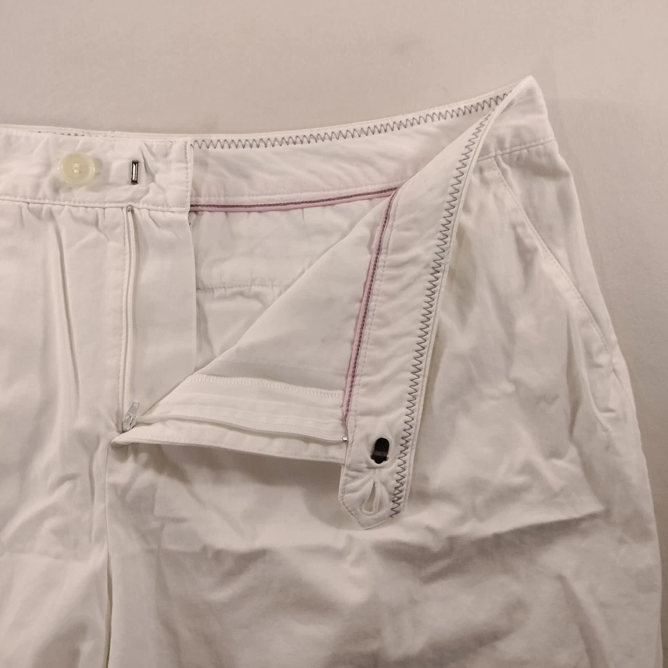 Dockers Flat Front White Khaki Chino Shorts Womens Size 22W - Image 3 of 4