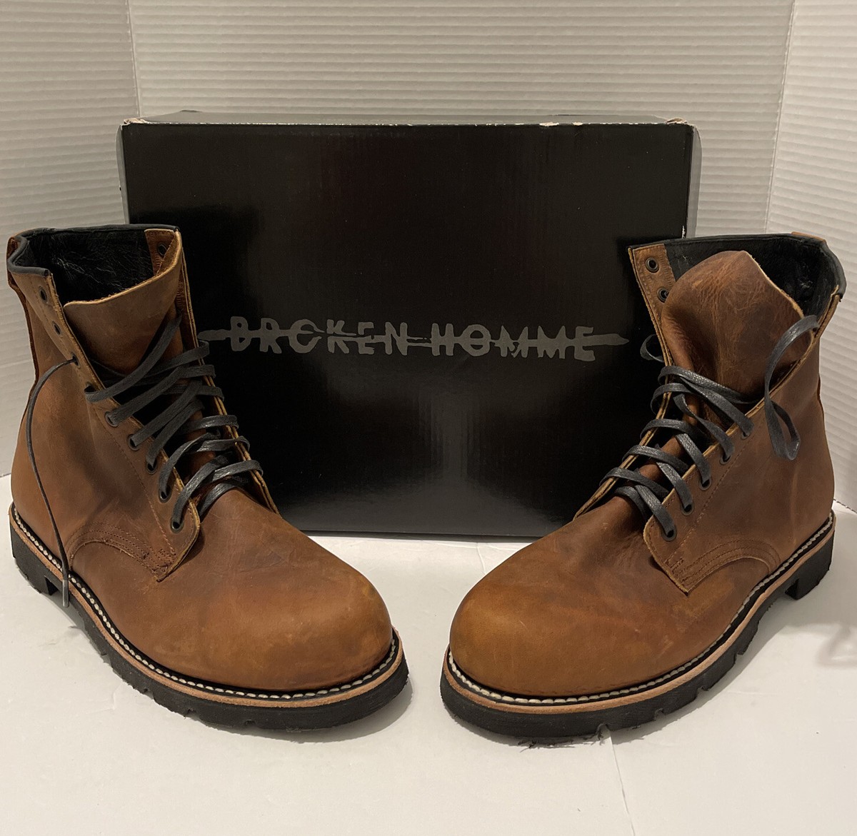 NEW IN BOX! Broken Homme Men