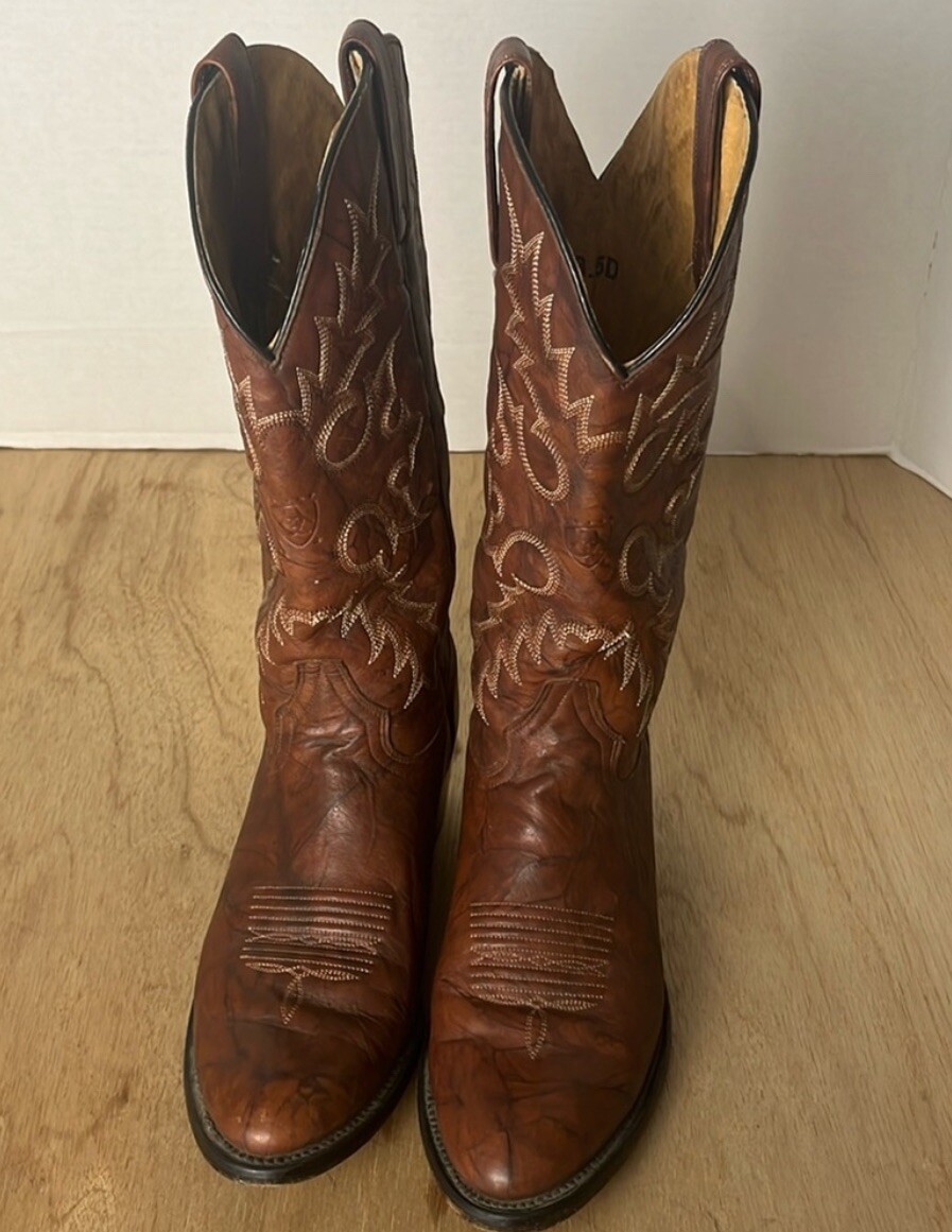 Ariat Western Cowboy Rodeo Heritage Leather Embroidered Boots Men’s 9.5 EE Wide Ariat | Shoes | Ariat Western Cowboy Rodeo Heritage Leather  main image 4