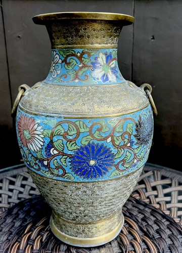 Cloisonne Champleve Brass Bronze? Vase Chrysanthemums(Health) Antique Japan - Picture 1 of 17