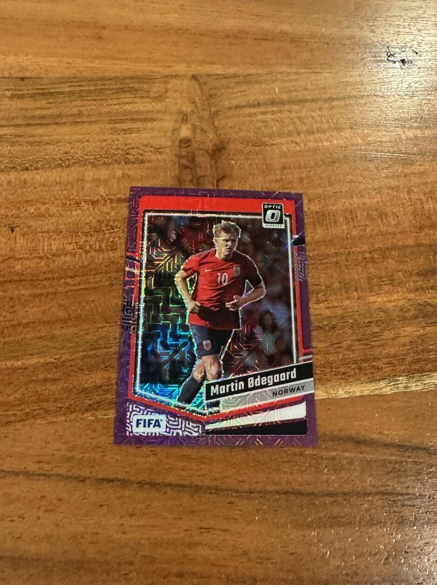 Martin Odegaard 2023-24 Panini Donruss Optic Purple Mojo Prizm /25