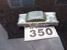 Matchbox Lesney VAUXHALL CRESTA (PINKY CREAM)