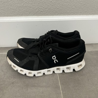 On Cloud 5 Womens Size 7 Black Sneakers Athletic Running Comfort Shoes