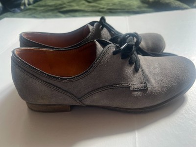 Women's Sz 7.5 Naya gray suede oxfords.