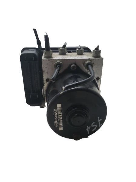 Anti-Lock Brake Part Pump Assembly 5 Cylinder Fits 04-06 VOLVO 40 SERIES 604466 - Image 2 of 4