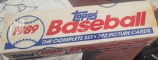 1989 Topps Complete set baseball cards. 