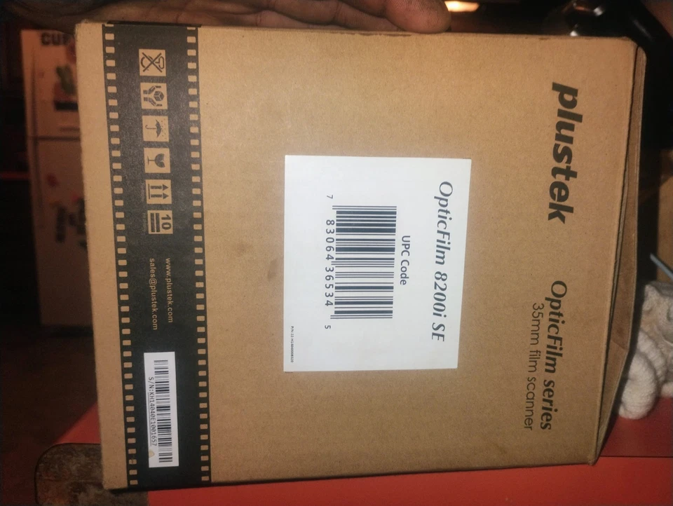 Escáner de película Plustek OpticFilm 8200i Ai 7200 ppp Foto 3 de 3