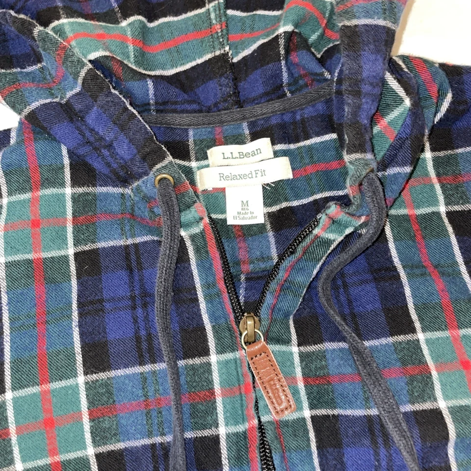 LL Bean Chaqueta con Capucha Cremallera Completa Para Mujer Talla Mediana Franela a Cuadros Calce Relajado Foto 2 de 4
