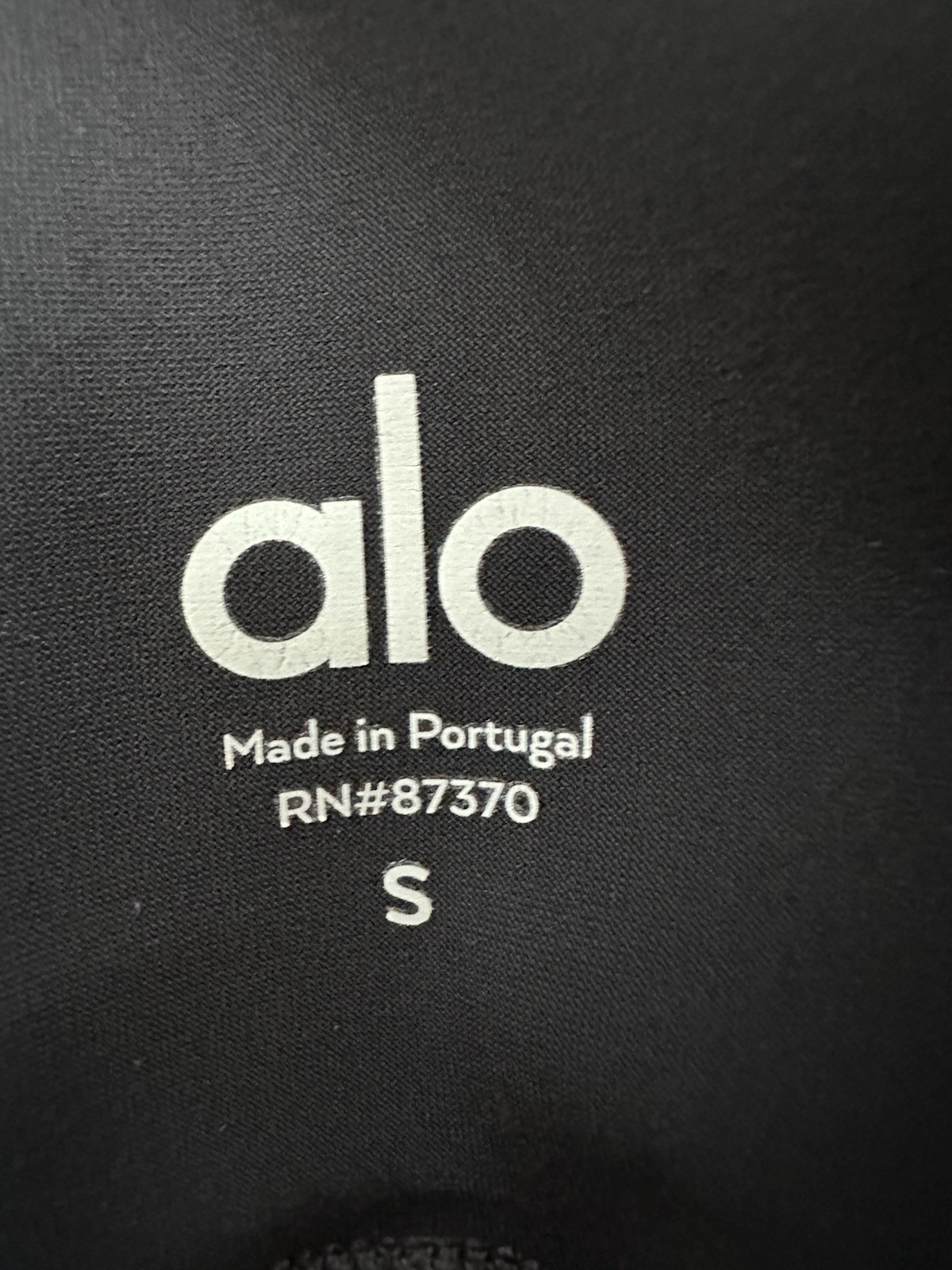 Alo Yoga Ripped Warrior Solid Black Leggings Size… - image 7