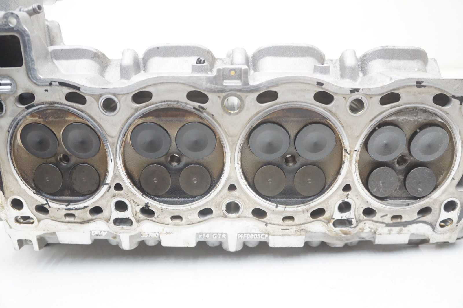 McLaren GT 2022 RIGHT Cylinder head P/N 14F0797CP
