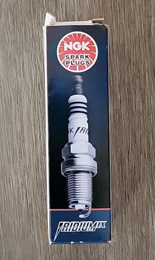 NGK Iridium IX CR10EIX 6482 Spark Plug