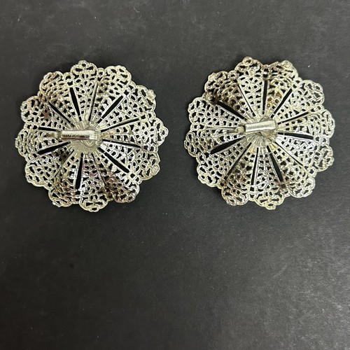 Vintage Sarah Coventry Clip On Earrings Silver Tone Filigree Lacy Web 2” Round - Picture 6 of 8