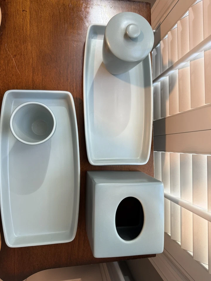 Juego de tocador de baño de herrajes de restauración bandejas taza con tapa tarro caja de pañuelos ¡JUEGO! Foto 2 de 4