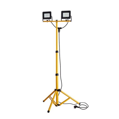 2x 30W LED Outdoor Construction Spotlight Lamp Tripod IP66 Site Flood 4800lm 4500K - Picture 1 of 10