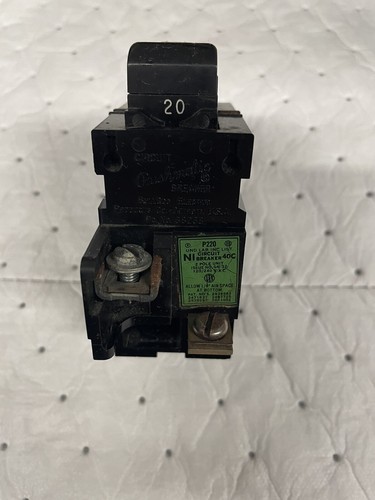 Interruttore Martello Cutler-Hammer BAB2020 20A 2 Poli 120/240V (Nuovo, Da Quadro)