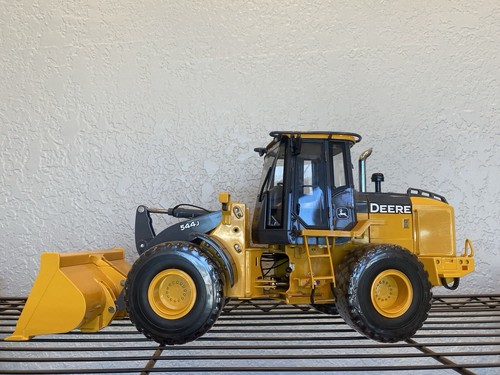 Vintage RARE / HIGH DETAIL ERTL Precision Construction 544J Wheel Loader 1/16