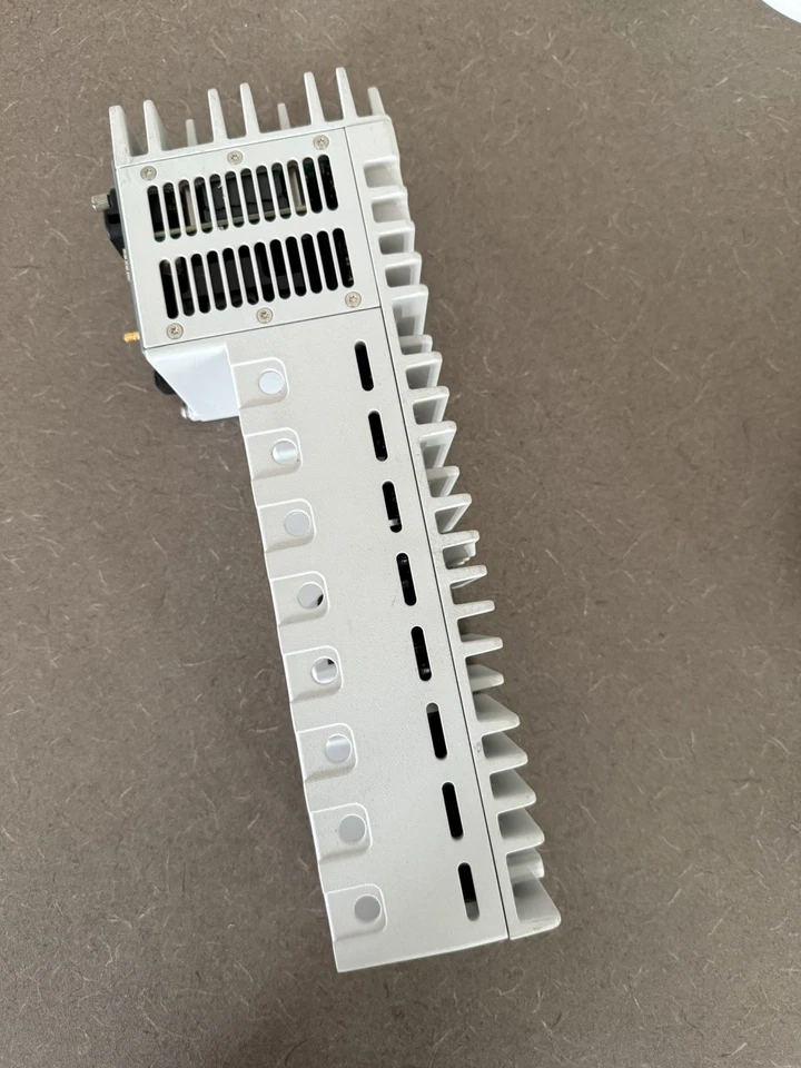 Controlador CompactRIO usado National Instruments NI CRIO-9045 - Imagem 3 de 4