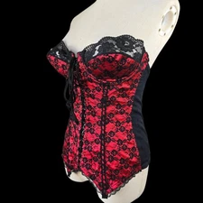 Sexy Vintage Vtg 1970s  Red Satin Black Lace Boned Corset Bustier Suspenders M