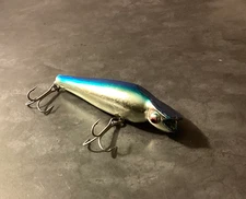 VINTAGE Topwater Rattling Bait with Concave V Mouth & Bulging Eyes-Blue & Silver