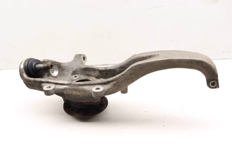 14-19 BMW 640I XDRIVE GRAN COUPE - Front Right Spindle Knuckle W/ Wheel Bearing - Image 2 of 4