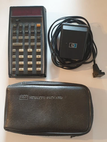Vintage HP-Taschenrechner HP 45 komplett mit Tasche und Netzteil