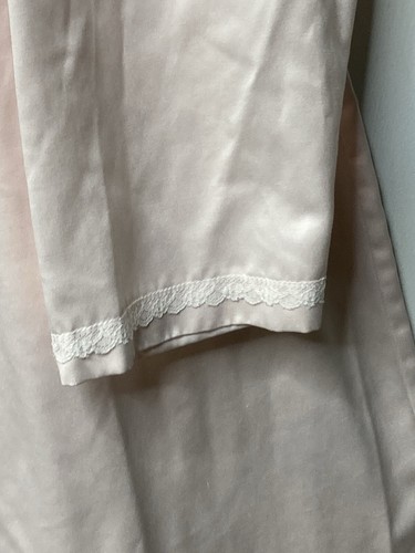 Vtg Women's Pink Satin Nightgown Embroidered Floral Lace LARGE Cottagecore - Picture 6 of 10