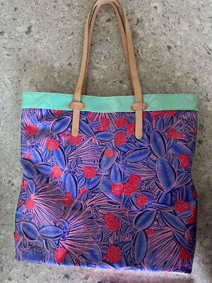 Unique Consuela Tote, pink & blue with green trim, claw hook, never used