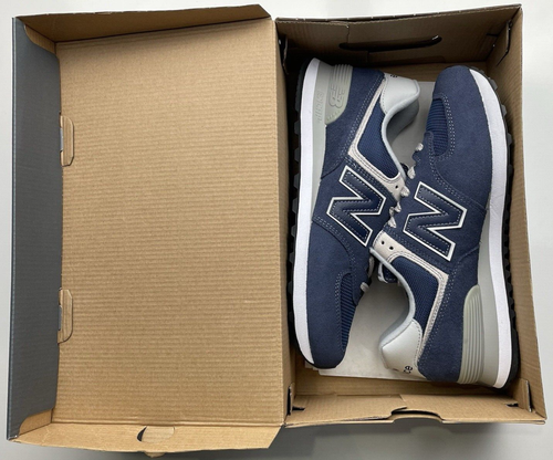 New Balance Herren 574 marineblau ML574EGN Größe 9 D neu im Karton Kern Lifestyle klassisch Laufen