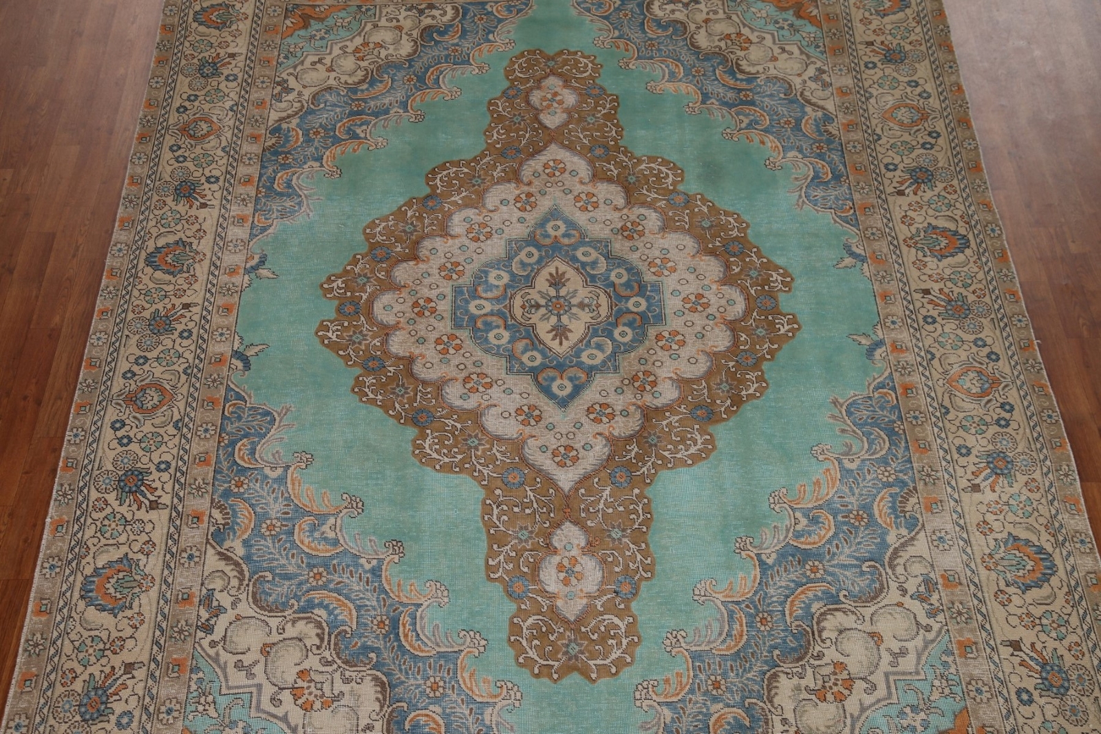Picture 3 of 12