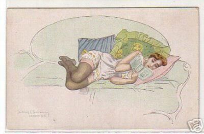 02936 Postcard Erotic Lady with Book on Divan around 1920
