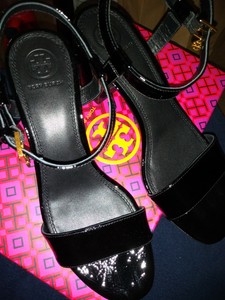 tory burch laurel sandal