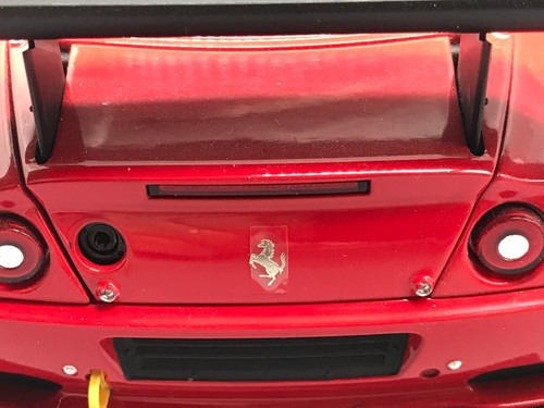 Modellini auto 1:18 Kyosho Ferrari 575 GTC 2004 rosso in confezione originale - Foto 10 di 12