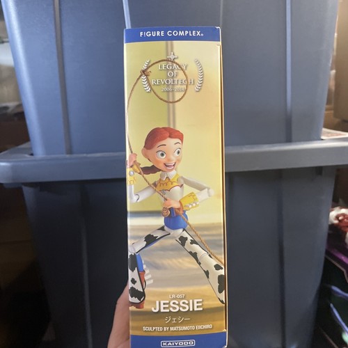 Modellino Legacy of Revoltech TOY STORY Jessie pacchetto rinnovato nuovo - Foto 3 di 7