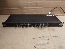 DBX 223XL STEREO 2-WAY / MONO 3-WAY CROSSOVER
