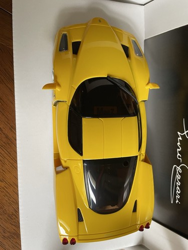 Kyosho MINI-Z RWD Series Ready Set Ferrari Enzo MR-02 30451Y Yellow - Picture 8 of 15