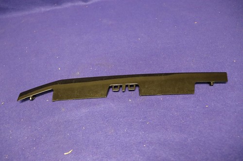NEW Ford Radiator Grille Insert Black LH Center KL1Z-8200-CB AKF1124 - Picture 2 of 5
